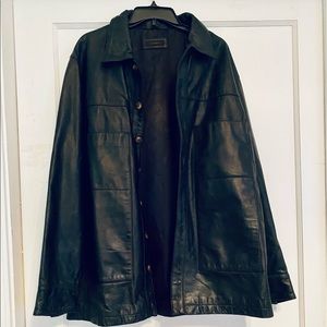 Puntodue leather mens coat- excellent like new condition.